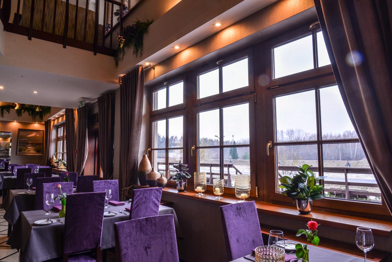 Port Hotel Адажі Екстер'єр фото